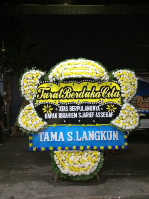 Papan Bunga Duka di P Bulan Selayang Ii